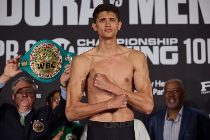 Sebastian Fundora during the weigh-in